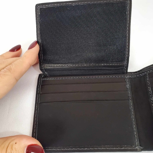 NWT/ Steve Madden men's wallet Guenine Leather black - Picture 4 of 8